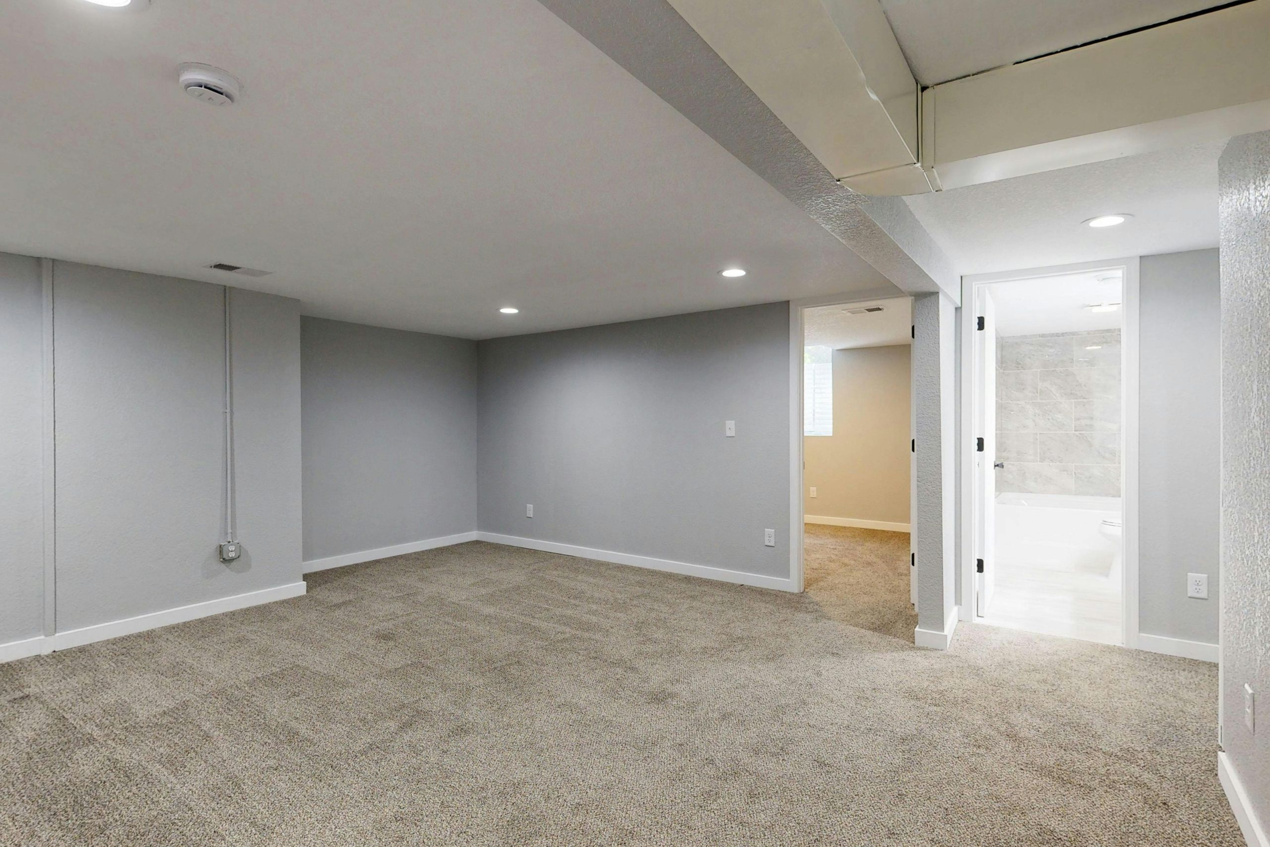 Why Investing in Commercial Carpet Cleaning Protects Texas Business Reputations